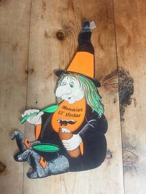 Vintage Beistle Witch Die Cut - Halloween Wall Decoration 1983